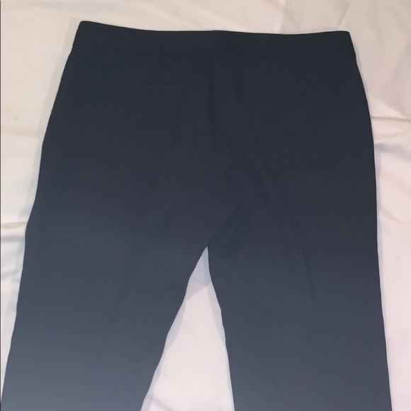 Elie Tahari Straight Leg Slacks Size 8 Black - Picture 3 of 7
